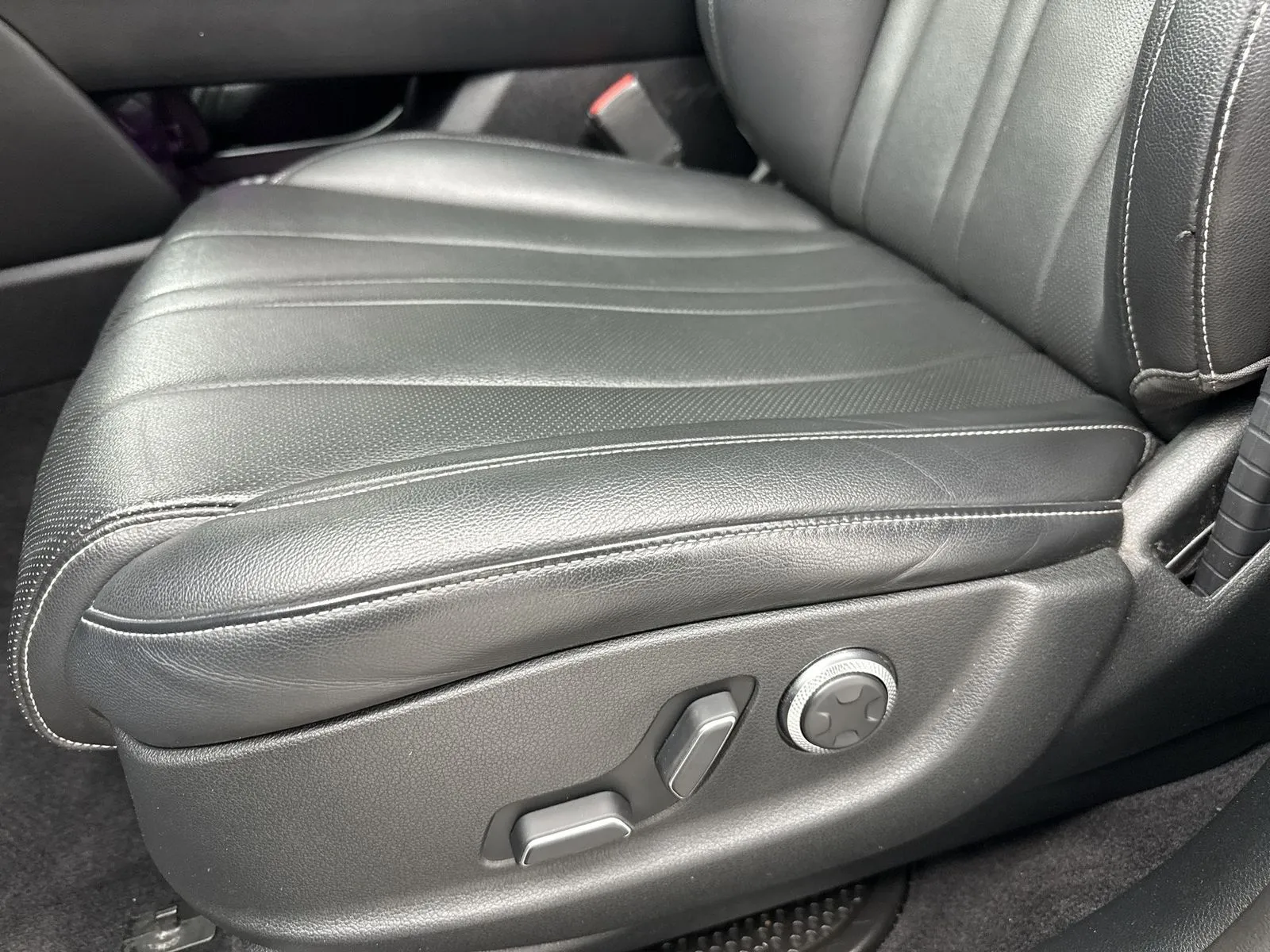 2021 GENESIS GV80 Standard - Photo 27