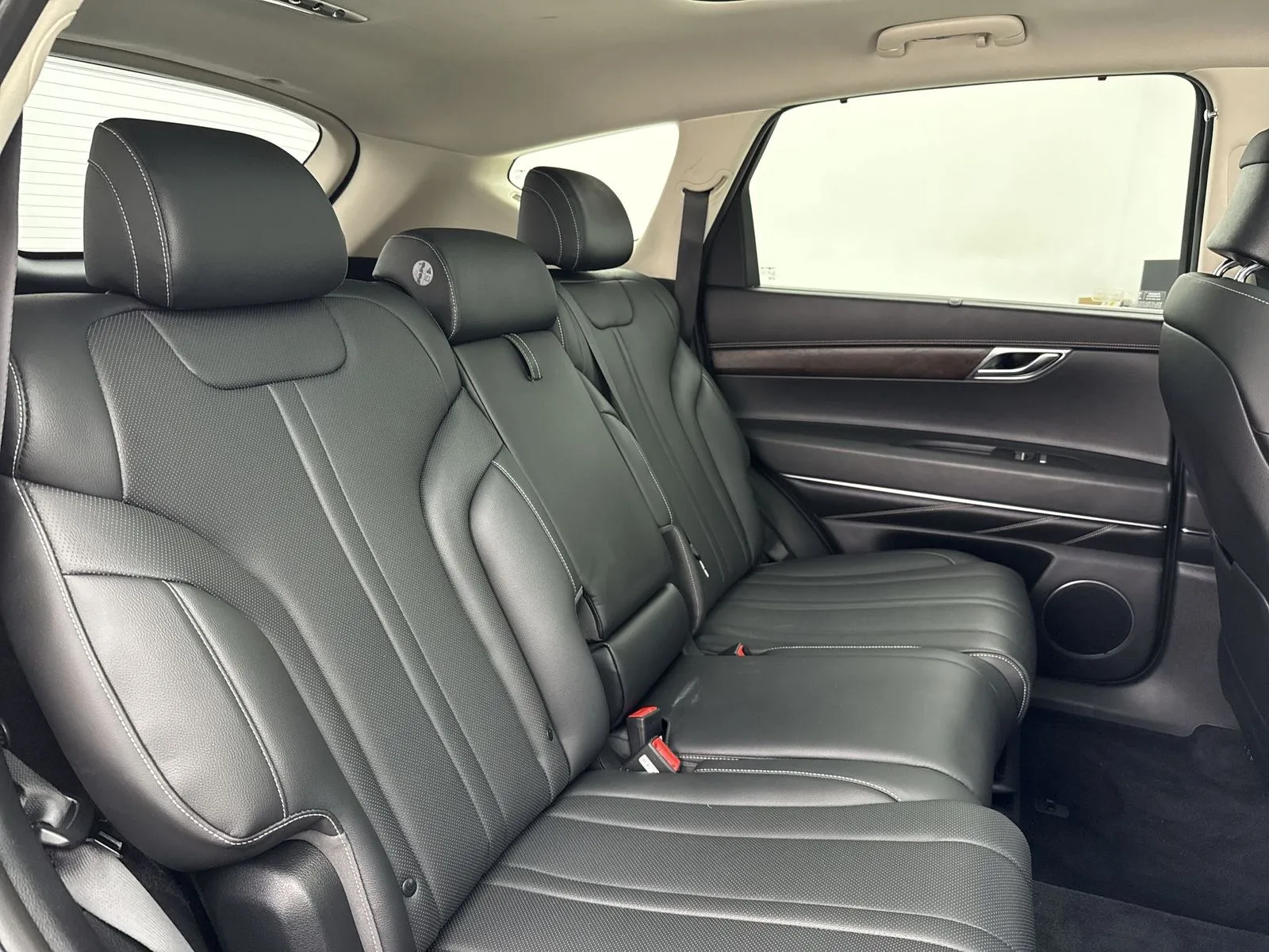 2021 GENESIS GV80 Standard - Photo 37