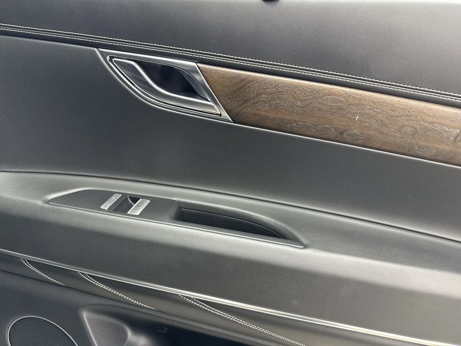 2021 GENESIS GV80 Standard - Photo 39