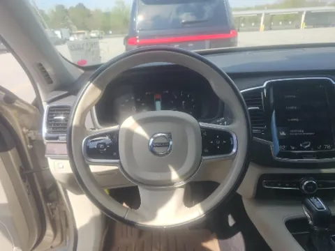 More photos of 2017 Volvo XC90 T6 Momentum at Gulliver Auto Group, TX