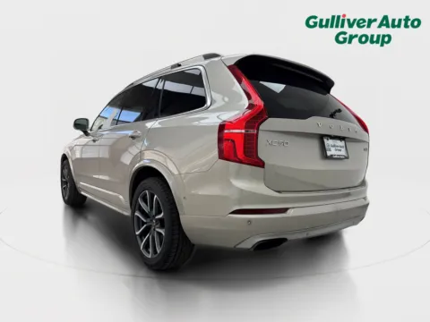 More photos of 2017 Volvo XC90 T6 Momentum at Gulliver Auto Group, TX