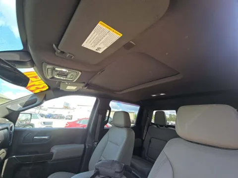 More photos of 2022 GMC Sierra 1500 Limited SLT at Gulliver Auto Group, TX