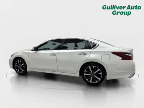 More photos of 2017 Nissan Altima 2.5 SR at Gulliver Auto Group, TX