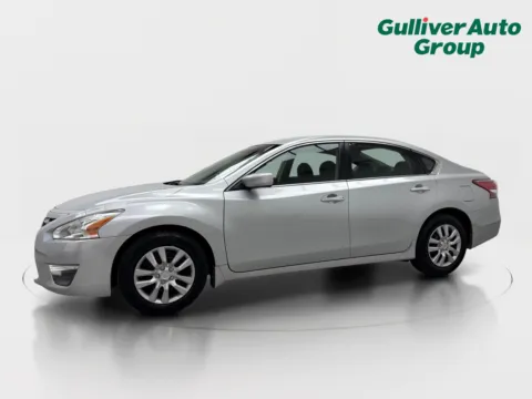 Photos of 2013 Nissan Altima 2.5 S for sale in Plano, TX at Gulliver Auto Group