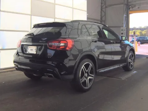Photos of 2016 Mercedes-Benz GLA 250 for sale in Plano, TX at Gulliver Auto Group