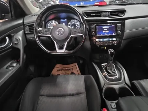 More photos of 2020 Nissan Rogue SV at Gulliver Auto Group, TX