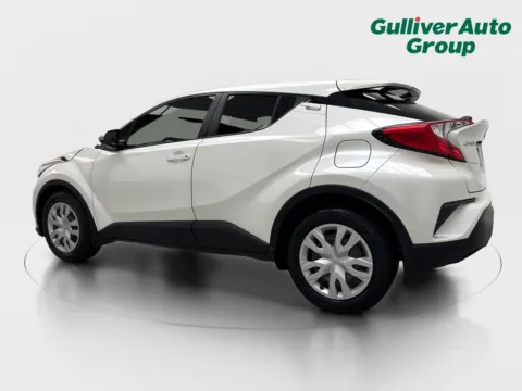 More photos of 2020 Toyota C-HR LE at Gulliver Auto Group, TX