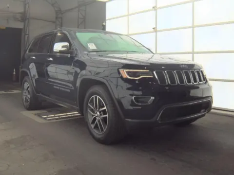 Another view of 2017 Jeep Grand Cherokee Limited for sale in Plano, TX at Gulliver Auto Group