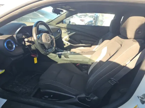 More photos of 2020 Chevrolet Camaro 1LT at Gulliver Auto Group, TX