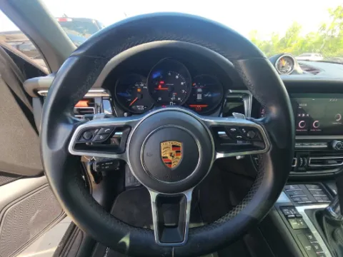More photos of 2021 Porsche Macan at Gulliver Auto Group, TX
