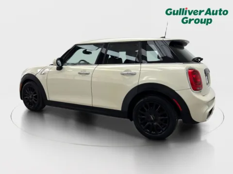 More photos of 2019 MINI Cooper S Classic at Gulliver Auto Group, TX