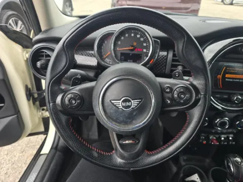 More photos of 2019 MINI Cooper S at Gulliver Auto Group, TX