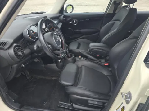 More photos of 2019 MINI Cooper S at Gulliver Auto Group, TX