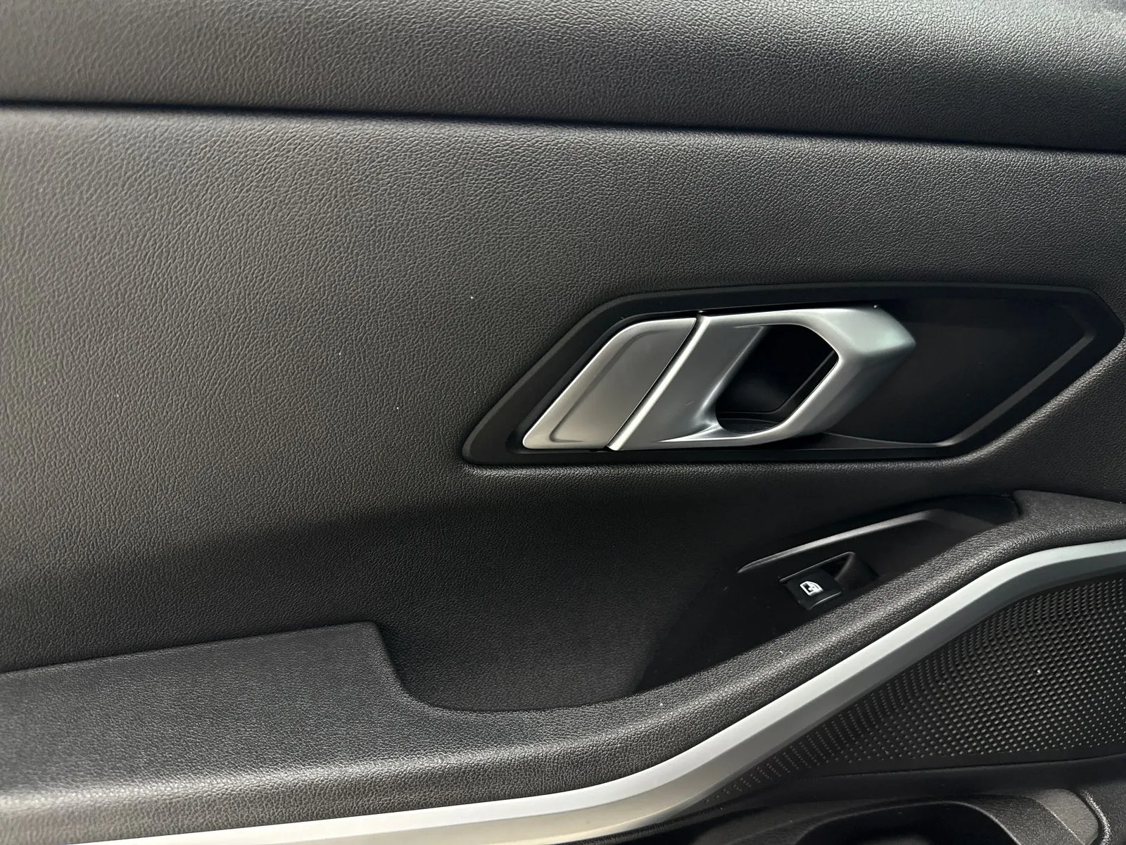 2020 BMW 3 Series 330i - Photo 35