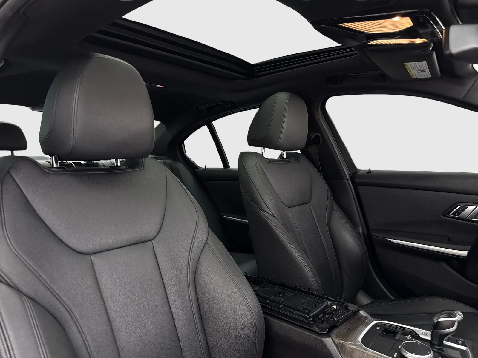 2020 BMW 3 Series 330i - Photo 36
