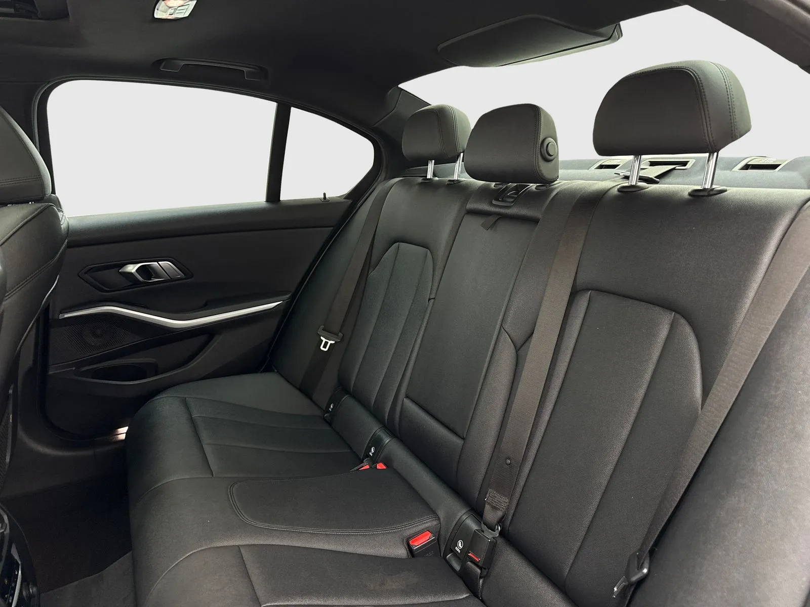 2020 BMW 3 Series 330i - Photo 33
