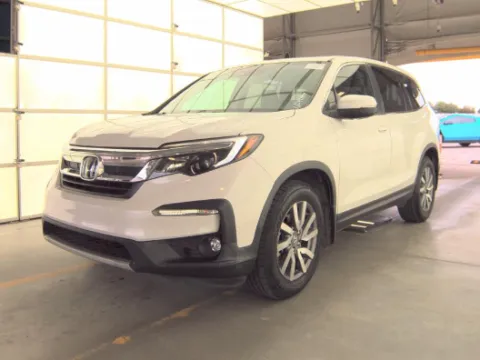 Photos of 2020 Honda Pilot EX-L for sale in Plano, TX at Gulliver Auto Group