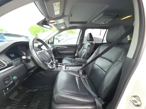 More photos of 2020 Honda Pilot EX-L at Gulliver Auto Group, TX