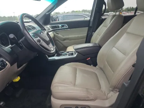 More photos of 2014 Ford Explorer XLT at Gulliver Auto Group, TX