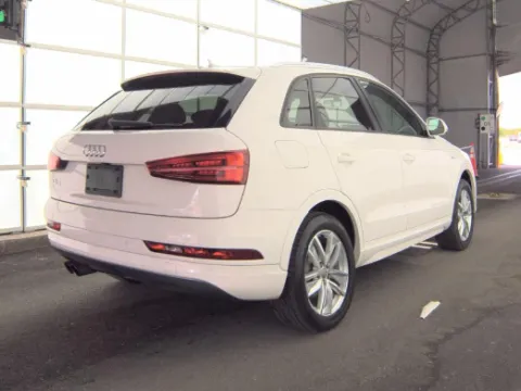 Photos of 2018 Audi Q3 2.0T Premium for sale in Plano, TX at Gulliver Auto Group