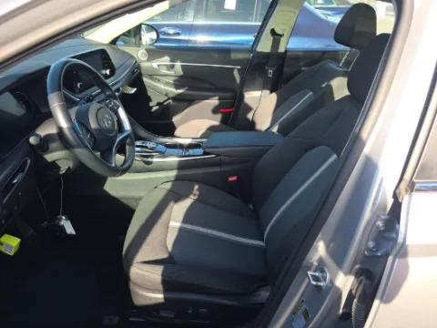 More photos of 2021 Hyundai Sonata SEL at Gulliver Auto Group, TX