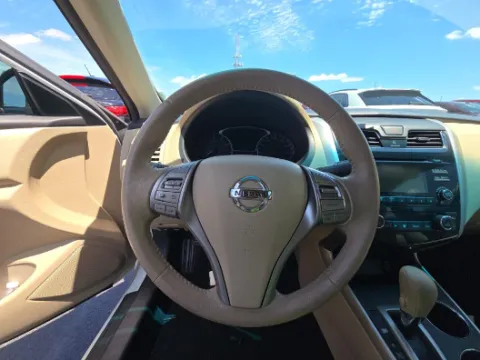 More photos of 2015 Nissan Altima 2.5 SV at Gulliver Auto Group, TX