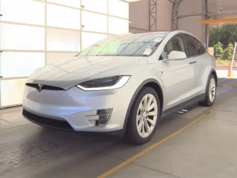 Silver 2018 Tesla Model X 100D for sale in Plano, TX