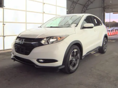 White 2018 Honda HR-V EX for sale in Plano, TX
