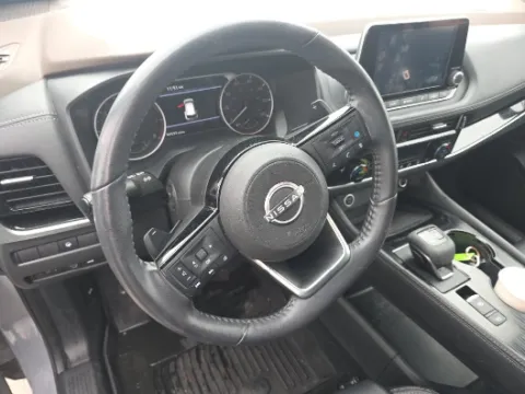 More photos of 2023 Nissan Rogue SL at Gulliver Auto Group, TX