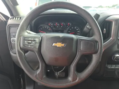 More photos of 2022 Chevrolet Silverado 1500 Custom at Gulliver Auto Group, TX
