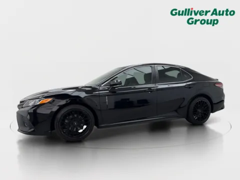 Photos of 2018 Toyota Camry SE for sale in Plano, TX at Gulliver Auto Group