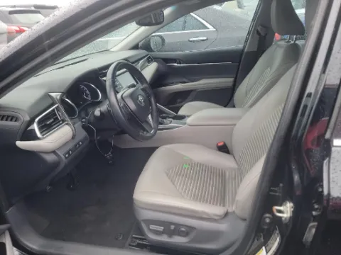 More photos of 2018 Toyota Camry SE at Gulliver Auto Group, TX