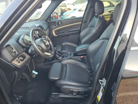 More photos of 2017 MINI Cooper S Countryman at Gulliver Auto Group, TX