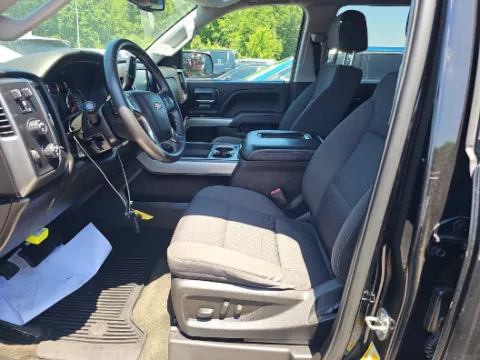 More photos of 2018 Chevrolet Silverado 1500 LT at Gulliver Auto Group, TX