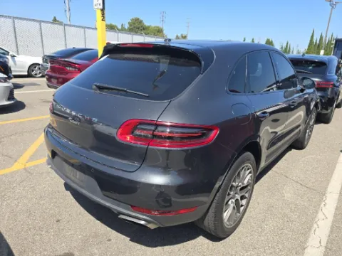 Photos of 2018 Porsche Macan for sale in Plano, TX at Gulliver Auto Group