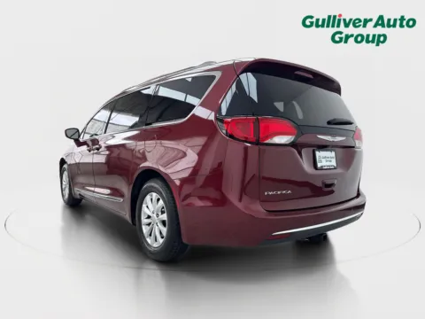 More photos of 2018 Chrysler Pacifica Touring L at Gulliver Auto Group, TX