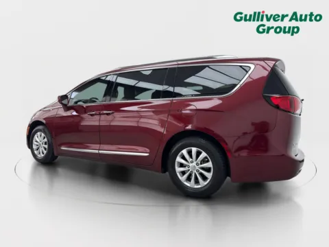 More photos of 2018 Chrysler Pacifica Touring L at Gulliver Auto Group, TX
