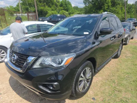 Black 2018 Nissan Pathfinder SV for sale in Plano, TX