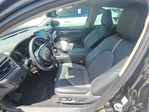 More photos of 2022 Toyota Camry SE at Gulliver Auto Group, TX