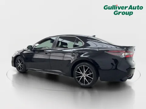 More photos of 2022 Toyota Camry SE at Gulliver Auto Group, TX