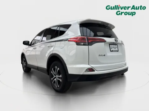 More photos of 2018 Toyota RAV4 LE at Gulliver Auto Group, TX