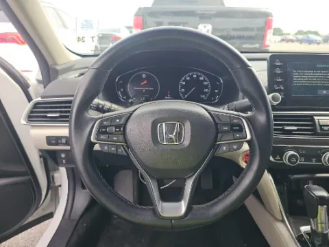 More photos of 2019 Honda Accord EX-L at Gulliver Auto Group, TX
