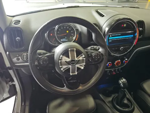 More photos of 2019 MINI Cooper S E Countryman at Gulliver Auto Group, TX