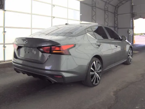 Photos of 2022 Nissan Altima 2.5 SR for sale in Plano, TX at Gulliver Auto Group