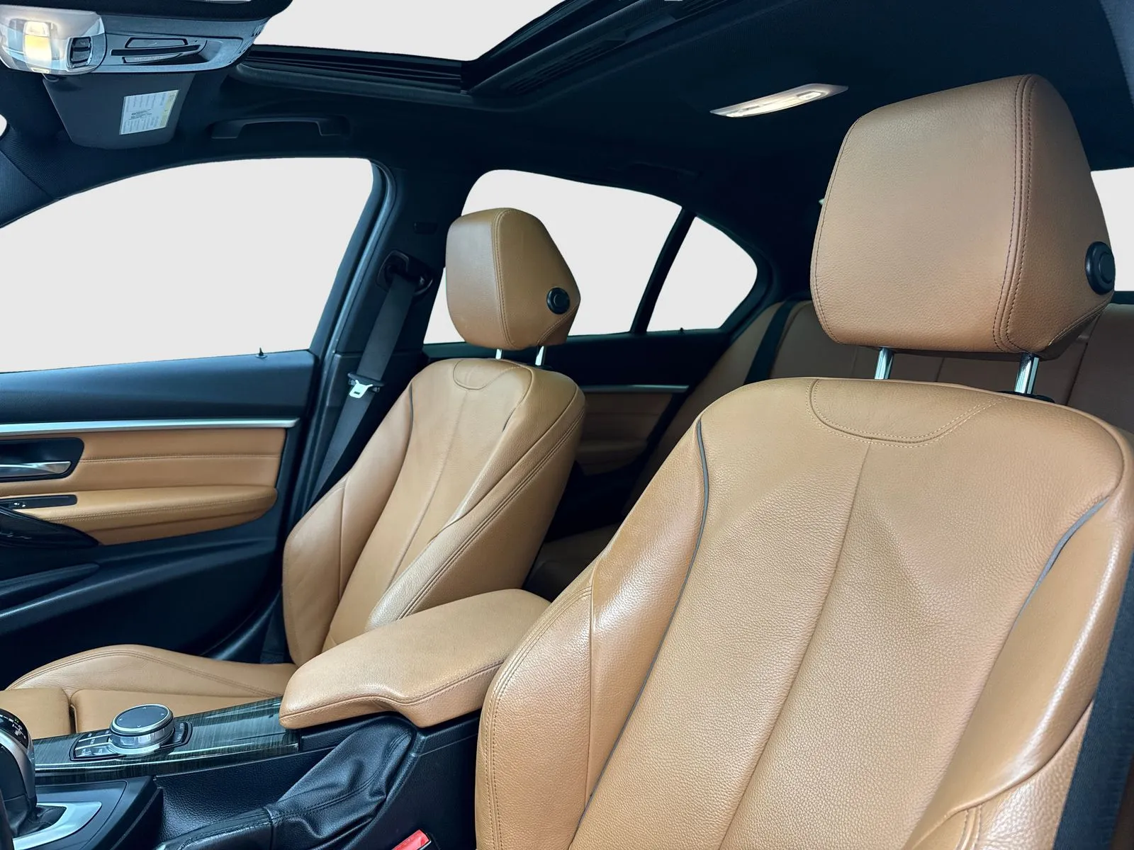 2018 BMW 3 Series 330i - Photo 15
