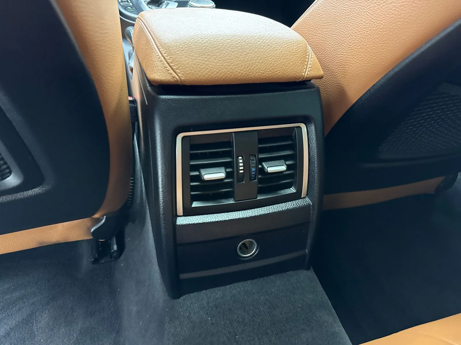 2018 BMW 3 Series 330i - Photo 38