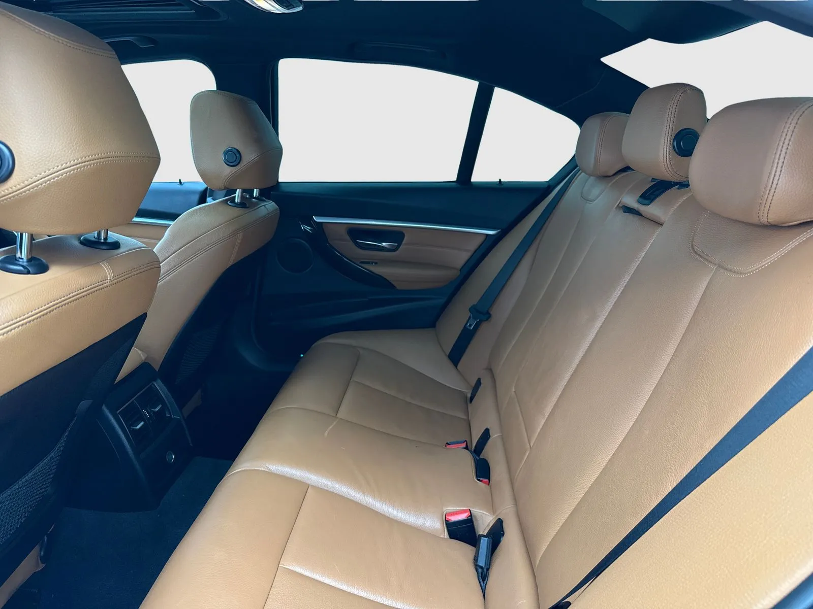 2018 BMW 3 Series 330i - Photo 37