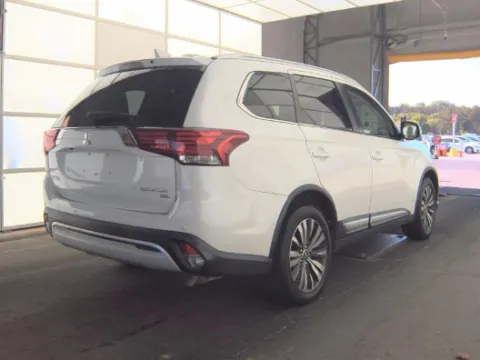 Another view of 2019 Mitsubishi Outlander SE for sale in Plano, TX at Gulliver Auto Group