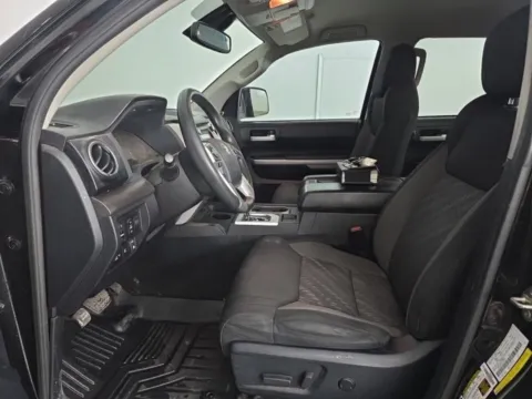 More photos of 2018 Toyota Tundra SR5 at Gulliver Auto Group, TX