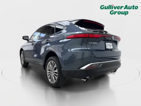 More photos of 2021 Toyota Venza Limited at Gulliver Auto Group, TX
